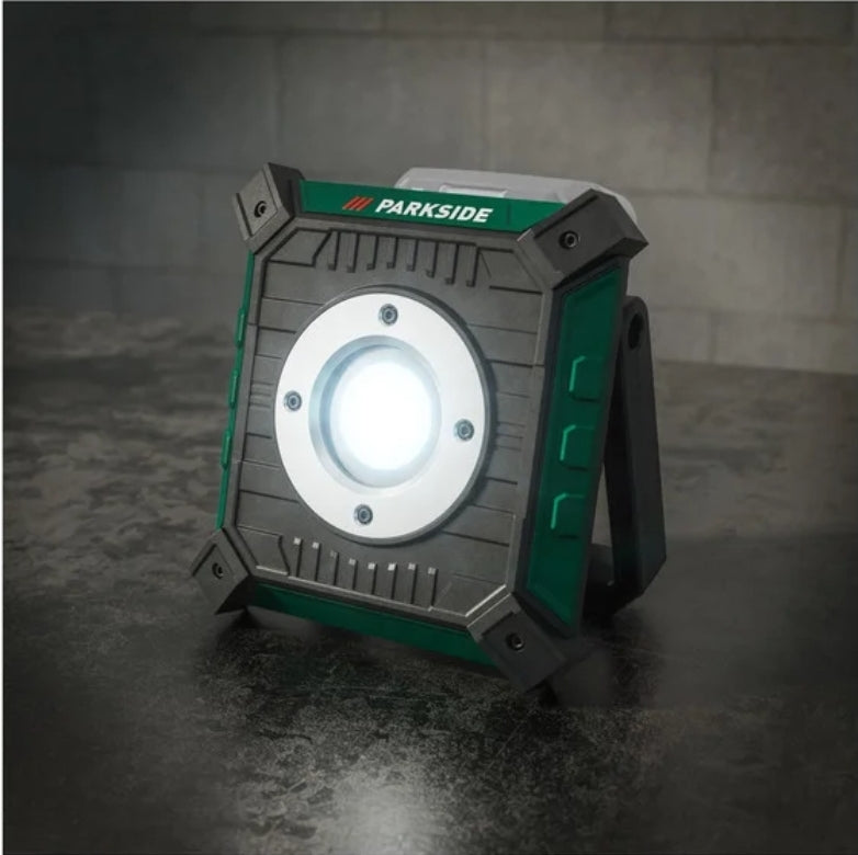 💡 PARKSIDE® Акумулаторен прожектор "PBSTA 20-Li A1", 20 V, без батерия и зарядно!!